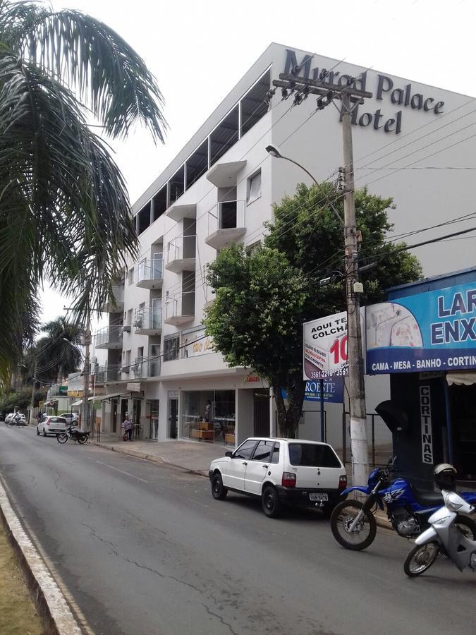 Murad Palace Hotel Joao Pinheiro Exterior photo
